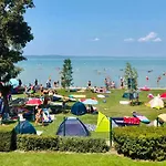 Apartamento Balaton Beachside N1 *