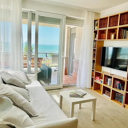 Balaton Beachside N1 *