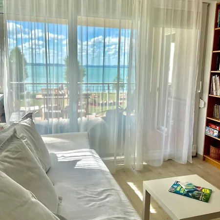 Balaton Beachside N1 公寓 希欧福克