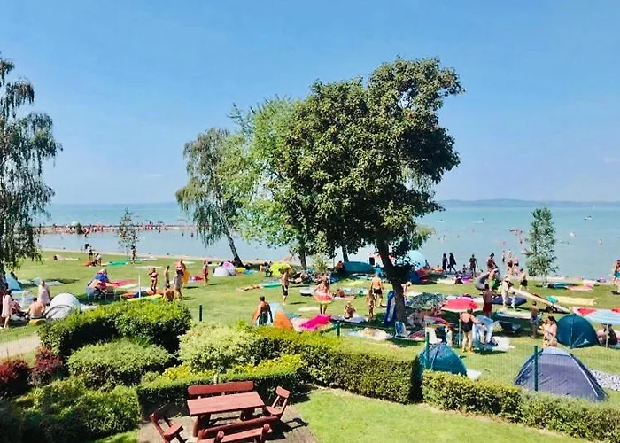 Balaton Beachside N1 * シオーフォク