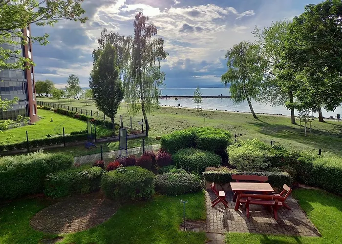 Balaton Beachside N1 シオーフォク