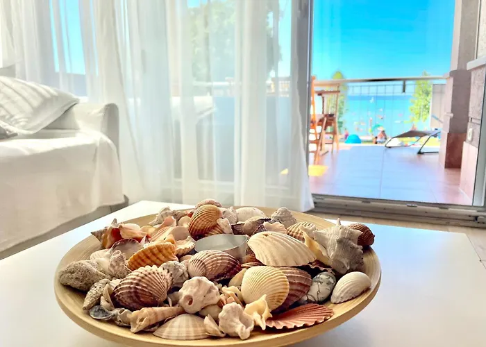 Balaton Beachside N1 シオーフォク